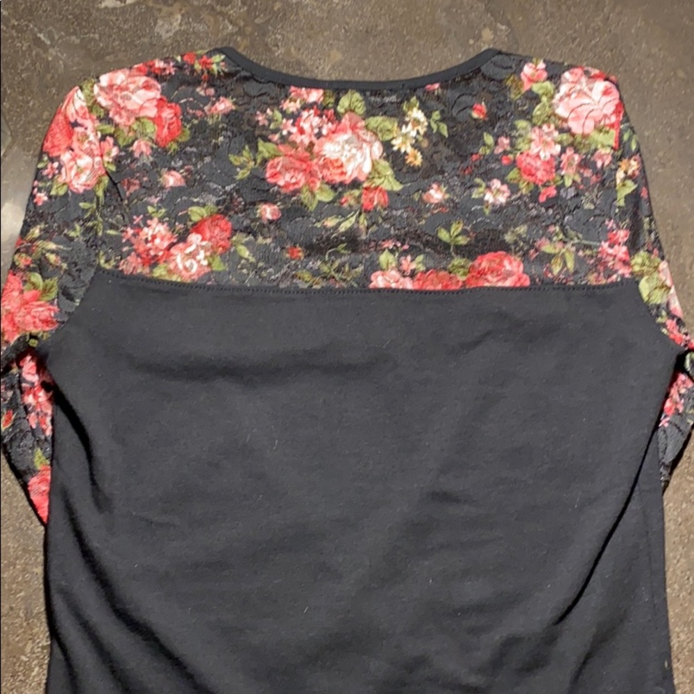 Forever 21 Floral Lace Knit Sweetheart Top Fitted Shirt - Picture 8 of 10